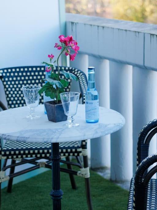 Le Joyau Des Parcs Classe 4 Etoiles Appartement Central Au Calme Avec Terrasse Vichy Exteriör bild